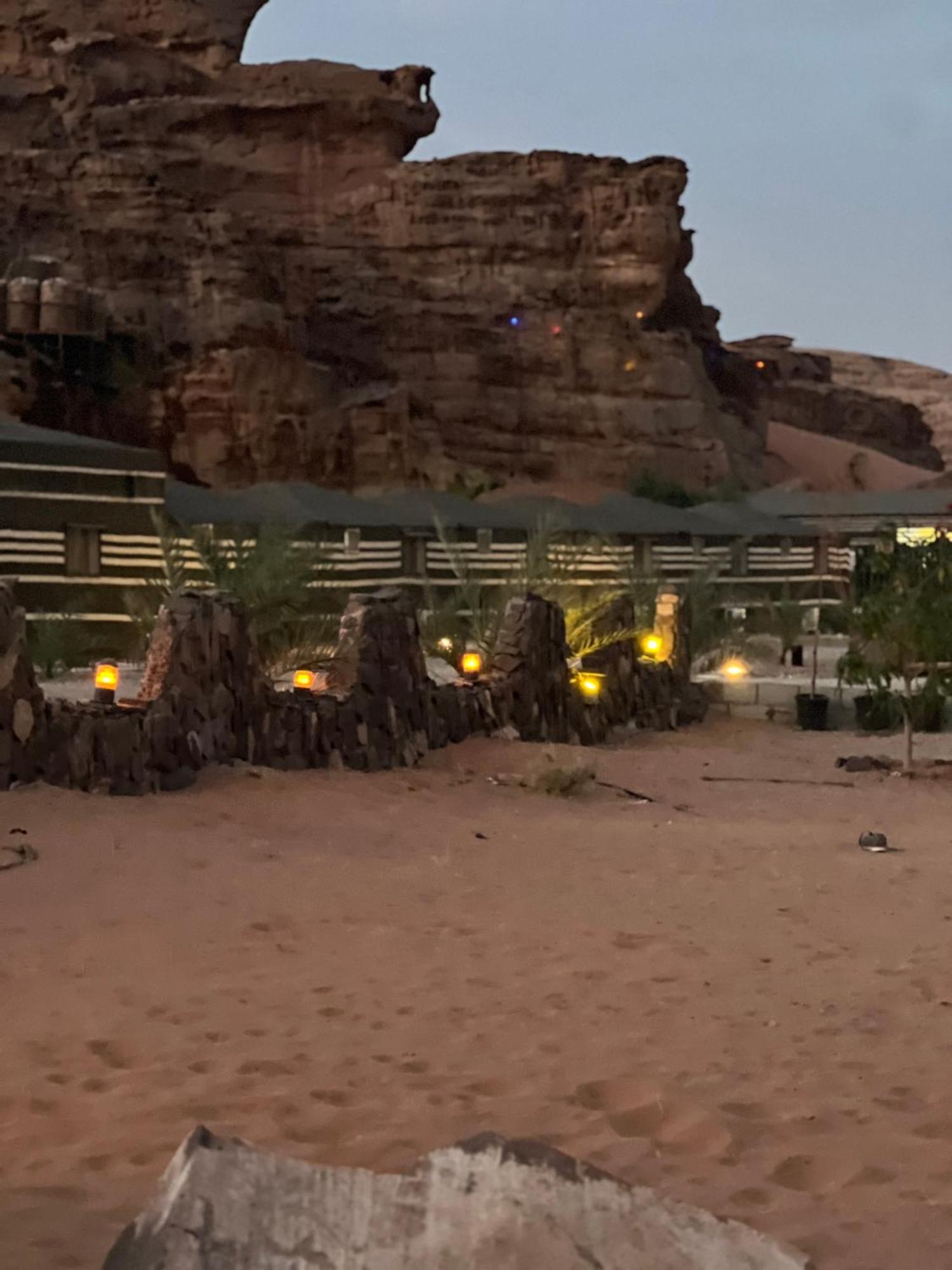 Revan Rum Luxury Camp 瓦迪拉姆 外观 照片